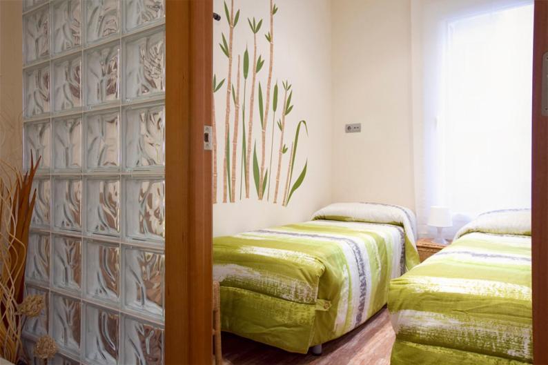 Aspasios Verdi Apartments Barcelona Room photo